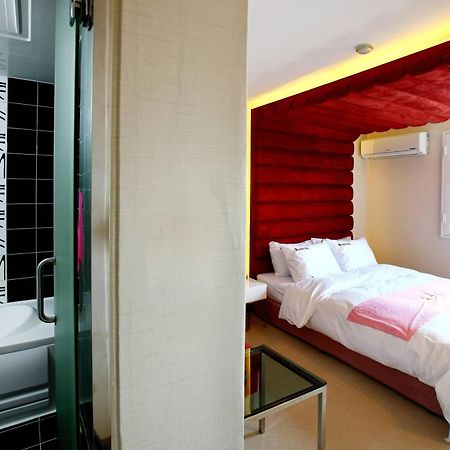 Q Hotel Paju Ngoại thất bức ảnh