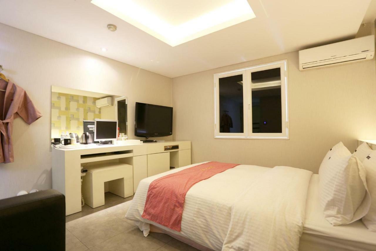 Q Hotel Paju Ngoại thất bức ảnh