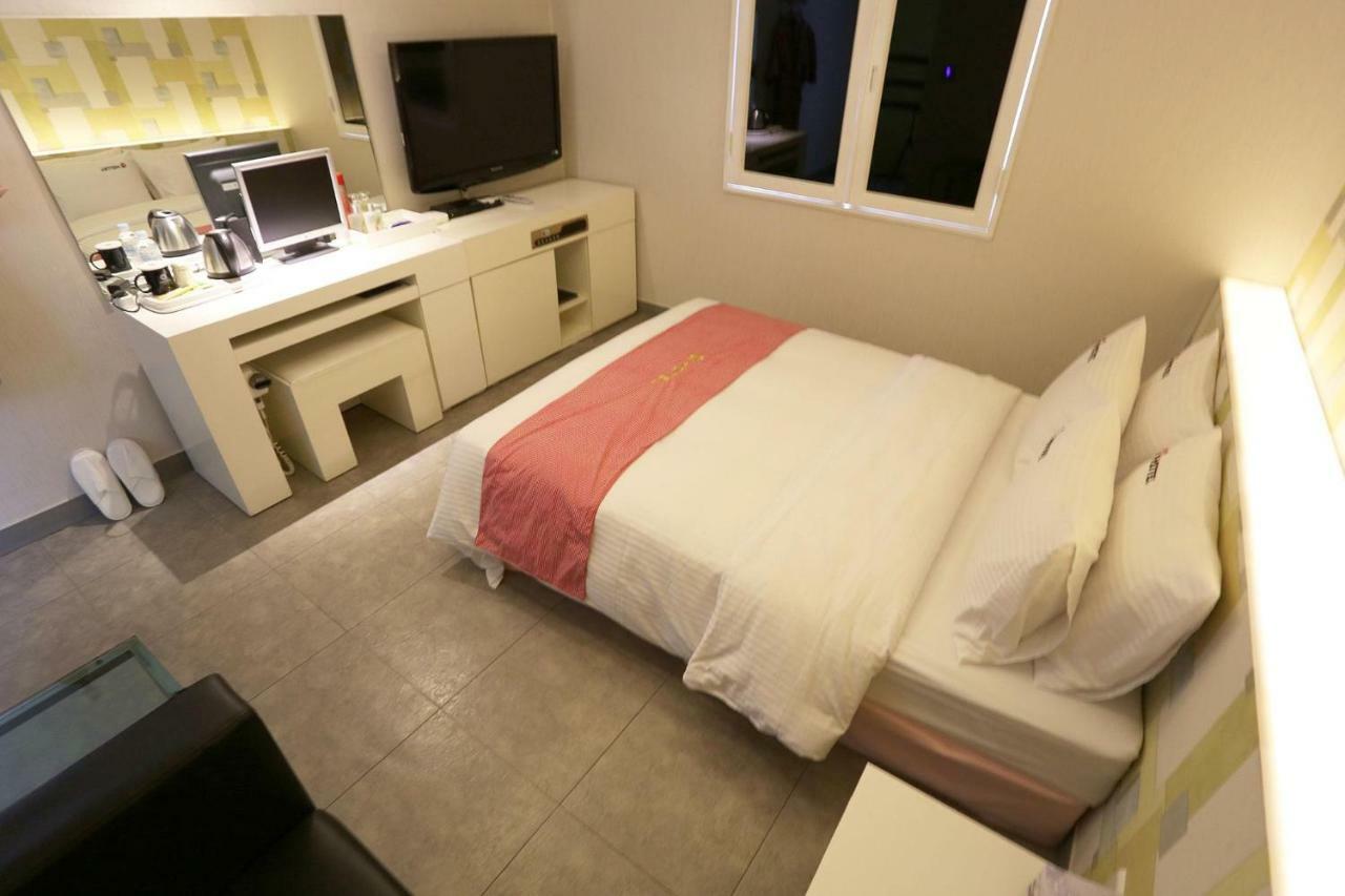 Q Hotel Paju Ngoại thất bức ảnh